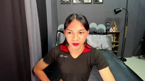 Snapshot of yourfav_jasmin chatting on 07.13.26 NEW HUGECOCK online show from 07.13.26