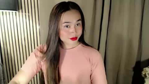 Snapshot of yourfavoratequinn chatting on 12.03.25 Quinn online show from 12.03.25