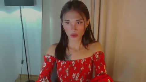 Snapshot of yourfavoraterica chatting on 03.08.25 RICA online show from 03.08.25
