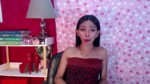 Snapshot of yourfavoratericcie chatting on 10.22.25 RICCIE MAE online show from 10.22.25