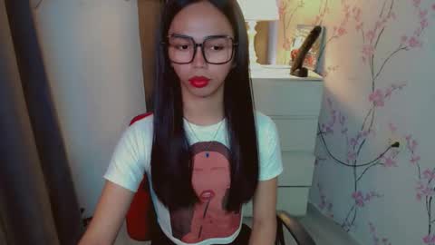 Snapshot of yourfavoratericcie chatting on 12.05.25 RICCIE MAE online show from 12.05.25