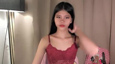 Vivian online show from 04.19.26