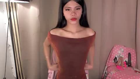 Vivian online show from 04.20.26