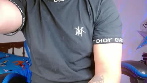 yourfavorite_bigclit online show from 12.17.25