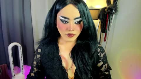  not into STINGY and CHEAP people online show from 11.20.25