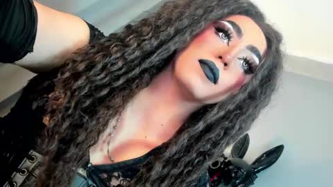  not into STINGY and CHEAP people online show from 11.29.25