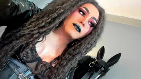  not into STINGY and CHEAP people online show from 01.07.26