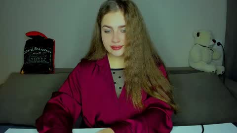 Snapshot of yourgem__ chatting on 09.17.25 yourgem__ online show from 09.17.25