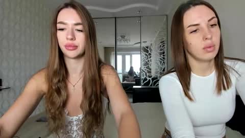 Ariella online show from 11.04.25