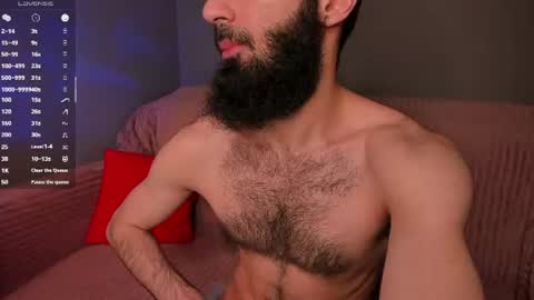 Snapshot of yourhairysecret chatting on 07.25.26 HAIRY wants to have a great time online show from 07.25.26