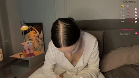 Snapshot of yourher0in chatting on 01.15.25 Aida online show from 01.15.25