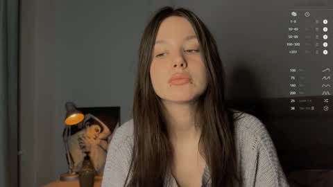 Snapshot of yourher0in chatting on 01.19.25 Aida online show from 01.19.25