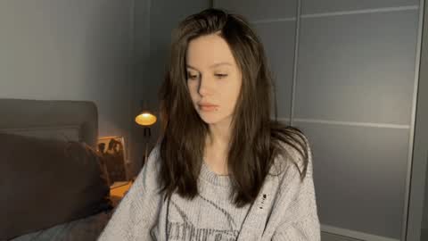 Snapshot of yourher0in chatting on 01.23.25 Aida online show from 01.23.25