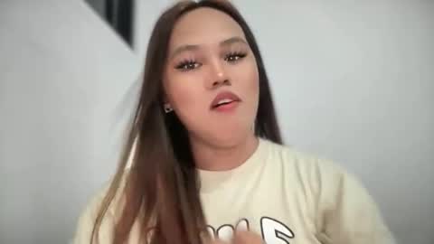 yourhotgirl_lyn online show from 06.07.26