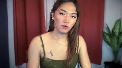 Snapshot of yourhotlove_jamellaxxx chatting on 10.11.25 LOVING JAMMELA online show from 10.11.25