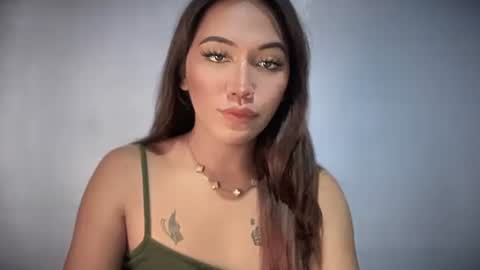 Snapshot of yourhotlove_jamellaxxx chatting on 10.19.25 LOVING JAMMELA online show from 10.19.25