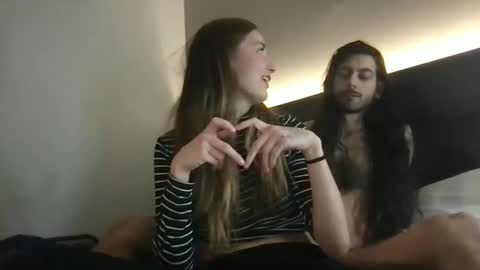 yourhotmother online show from 12.05.25