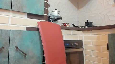 Jacky online show from 10.04.25