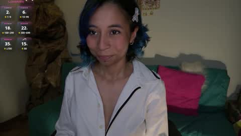 Snapshot of yourlittle_cherry chatting on 11.11.25 Cherry online show from 11.11.25