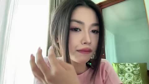 yourlittlesunrise_ online show from 03.08.26