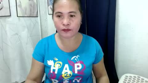 Snapshot of yourlove_regine chatting on 09.12.25 Regine online show from 09.12.25