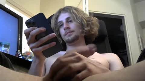 Snapshot of yourman1253 chatting on 02.09.25 YourMan online show from 02.09.25