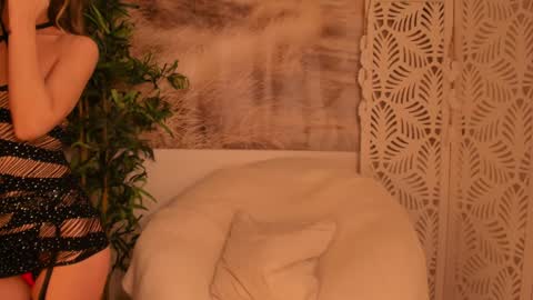 Sarah online show from 01.15.25