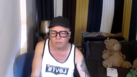 Snapshot of yournaughty_johnsmith chatting on 06.02.26 yournaughty_johnsmith online show from 06.02.26