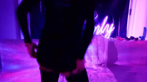 yourpartygurl online show from 07.12.26