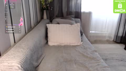 Snapshot of yourplanetoflove chatting on 02.22.25 matypleazure online show from 02.22.25