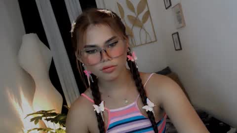 Snapshot of yourprettyblythe_ts chatting on 06.22.26 yourprettyblythe_ts online show from 06.22.26