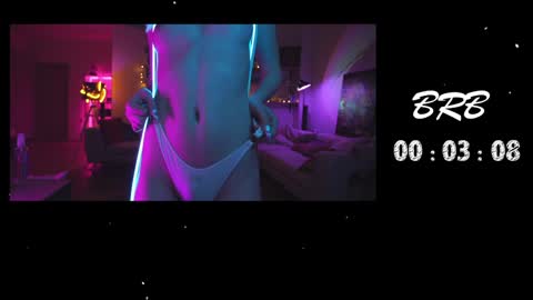 Snapshot of yourprettykate_ chatting on 12.20.24 online show from 12.20.24