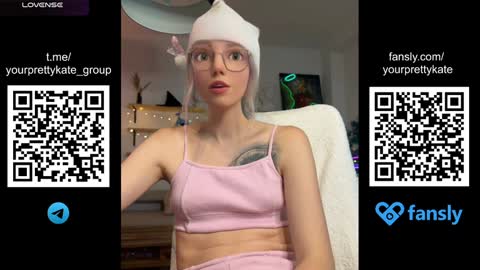 Snapshot of yourprettykate_ chatting on 12.25.24 online show from 12.25.24