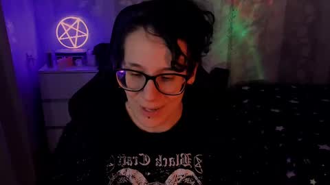 Snapshot of yourscosmic chatting on 03.12.25 Yours Cosmic online show from 03.12.25