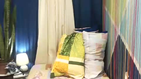 Nica Trocio online show from 02.07.25