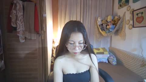 Snapshot of yourshy_cess chatting on 05.19.26 Cess online show from 05.19.26