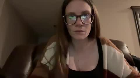 Snapshot of yourstrulylivy chatting on 12.10.24 yourstrulylivy online show from 12.10.24