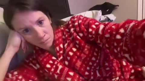Snapshot of yourstrulylivy chatting on 12.29.24 yourstrulylivy online show from 12.29.24