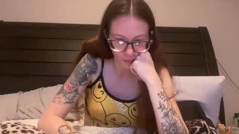 Snapshot of yourstrulylivy chatting on 01.02.25 yourstrulylivy online show from 01.02.25