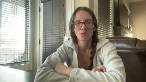 Snapshot of yourstrulylivy chatting on 01.13.25 yourstrulylivy online show from 01.13.25