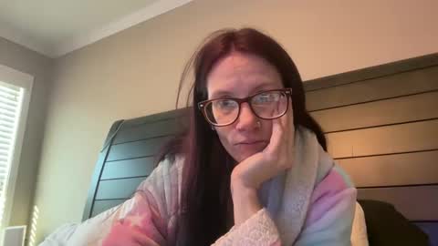 Snapshot of yourstrulylivy chatting on 03.10.25 yourstrulylivy online show from 03.10.25