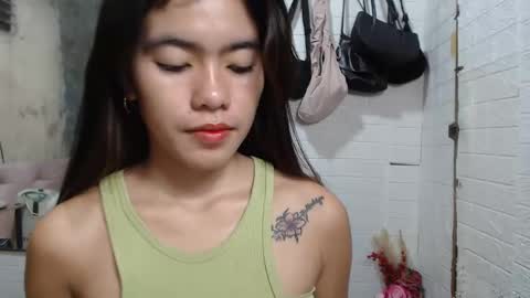 Snapshot of yoursweet_asian20 chatting on 12.27.24 Maddie online show from 12.27.24