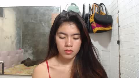 Snapshot of yoursweet_asian20 chatting on 01.16.25 Maddie online show from 01.16.25