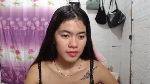 Snapshot of yoursweet_asian20 chatting on 03.06.25 Maddie online show from 03.06.25