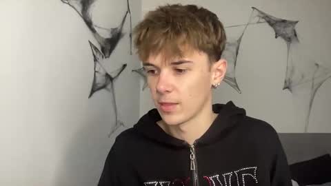 yoursweetyguy online show from 11.21.25