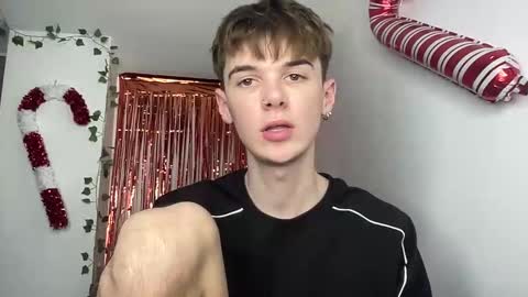 yoursweetyguy online show from 02.11.26