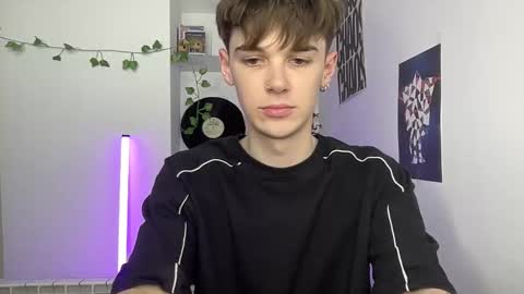 yoursweetyguy online show from 04.08.26