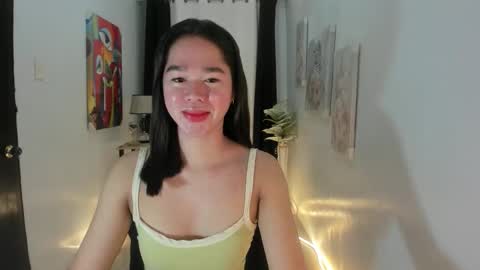 Snapshot of yourtinybunny chatting on 09.27.25 yourtinybunny online show from 09.27.25