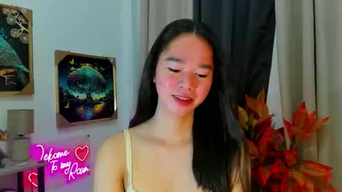 Snapshot of yourtinybunny chatting on 02.17.26 yourtinybunny online show from 02.17.26