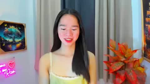 Snapshot of yourtinybunny chatting on 03.24.26 yourtinybunny online show from 03.24.26